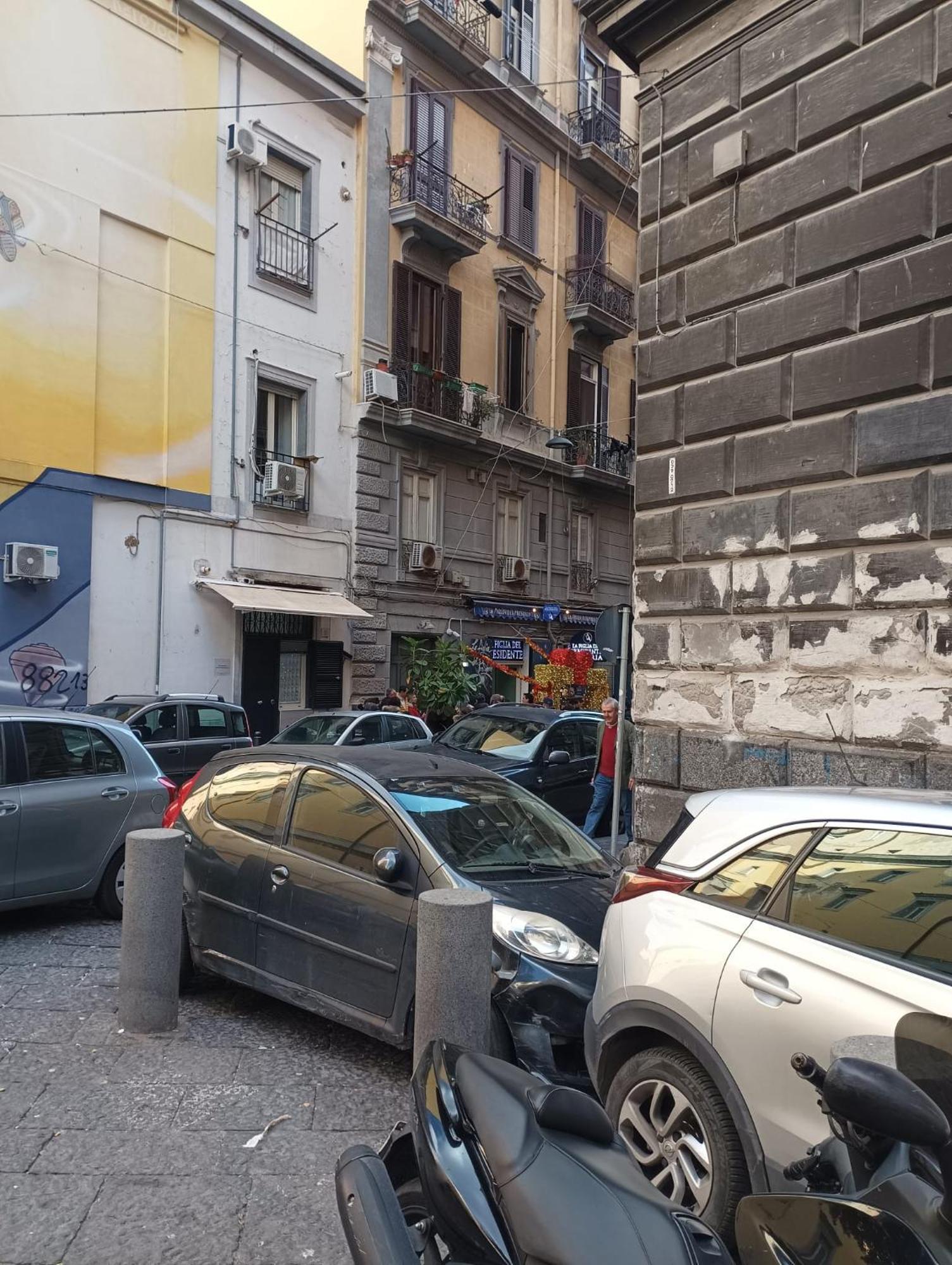 Domus Archivii * Naples
